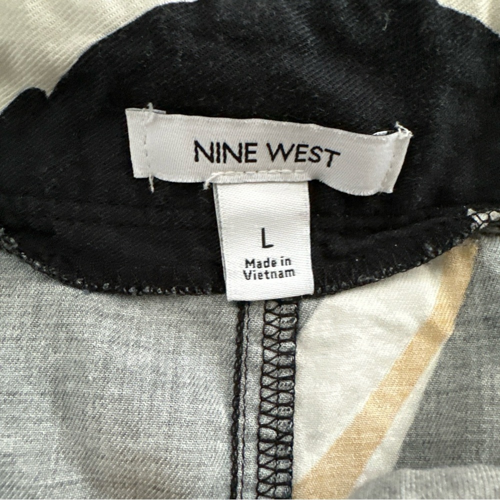 Nine West Skirt Large Button Front Belted A Line Floral Black White Yellow - Picture 7 of 7